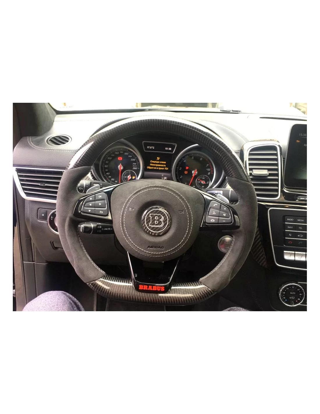  - Volant - Mercedes-Benz GLE GLC GLS C CLA W205 W166 X166 Volant Carbone Alcantara - 1 - Achetez Mercedes-Benz GLE GLC GLS C CL