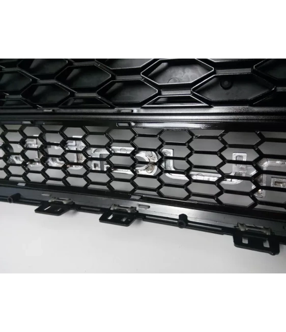  - Audi - 奥迪 RS7 前保险杠散热器格栅（黑色 QUATTRO），适用于 2014-2017 年款奥迪 A7 - 8 - 在 Tuneverse 购买适用于奥迪 A7 2014-2017 的奥迪 RS7 保险杠散热器格栅黑色 QUATTRO！现