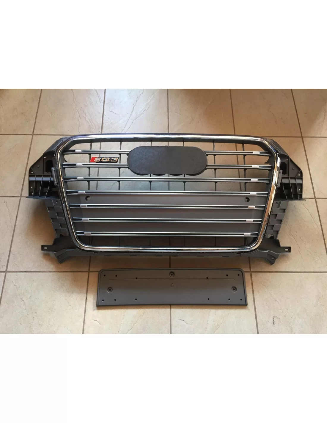  - Audi - 适用于奥迪 Q3 8U 2012-2015 前格栅 SQ3 外观 灰色 灰色 - 4 - 使用这款时尚的灰色 SQ3 前格栅升级您的奥迪 Q3（2012-2015），打造精致外观！✈️