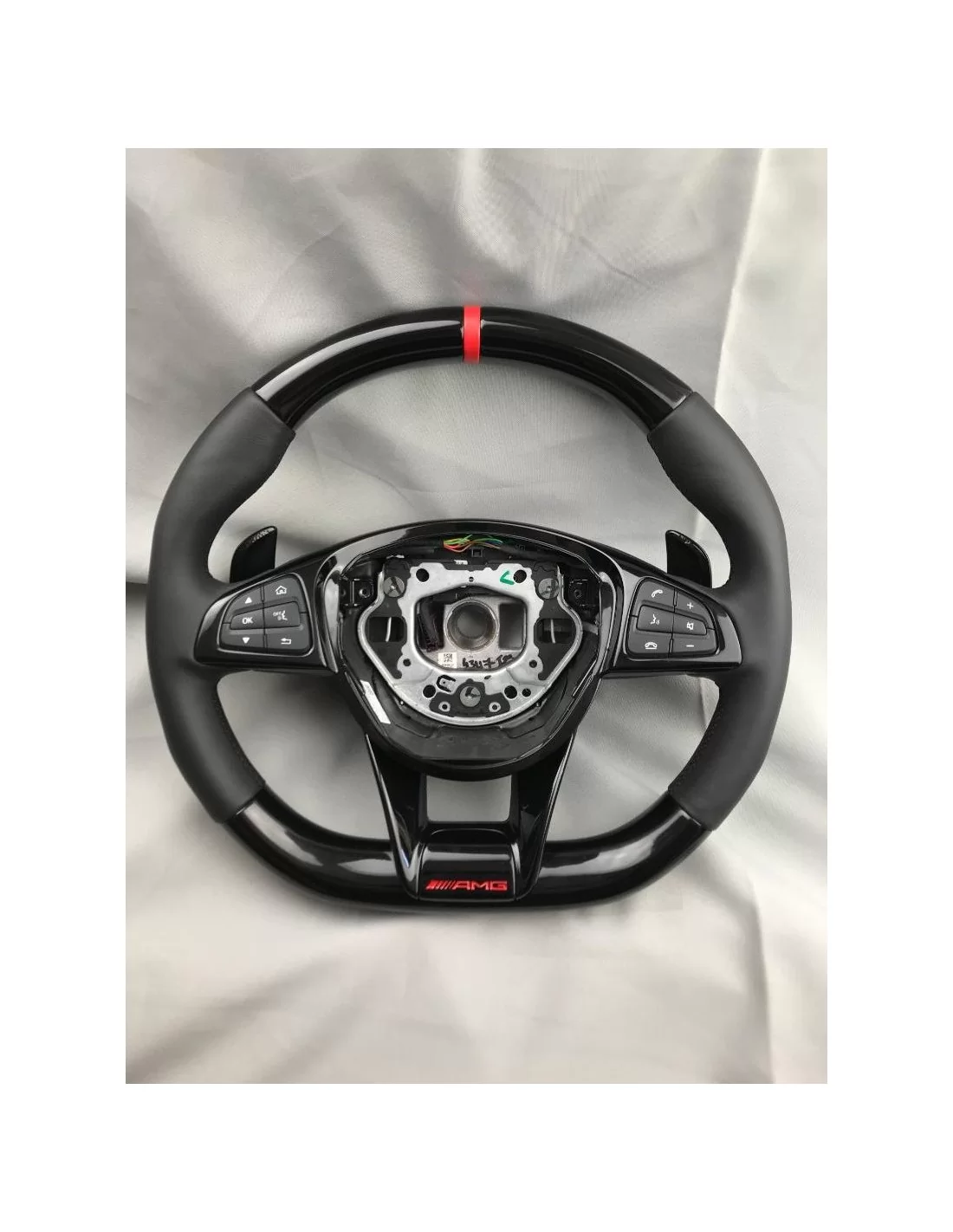  - Volante - Volante AMG Mercedes-Benz W205 Clase C Cuero Negro Piano - 7 - Actualice su Mercedes-Benz Clase C W205 con este vol