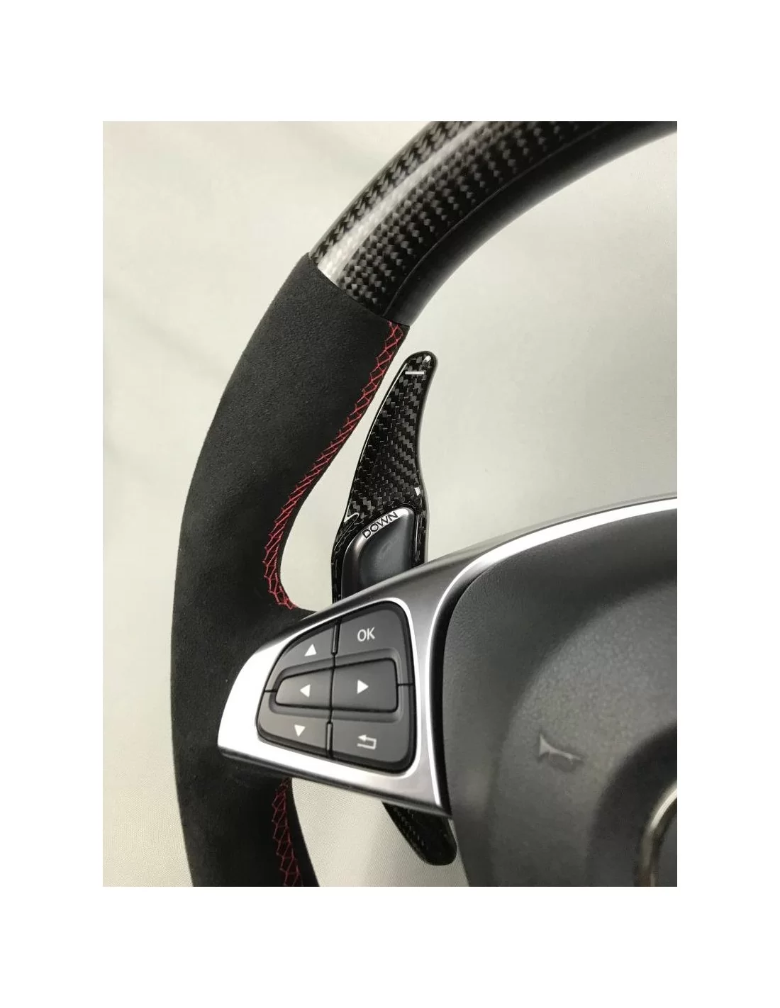 - Volant - AMG Mercedes-Benz W205 W213 Classe C Classe E Volant original Carbone Alcantara - 2 - Transformez votre Mercedes-Ben - Volant - AMG Mercedes-Benz W205 W213 Classe C Classe E Volant original Carbone Alcantara - 2 - Transformez votre Mercedes-Ben