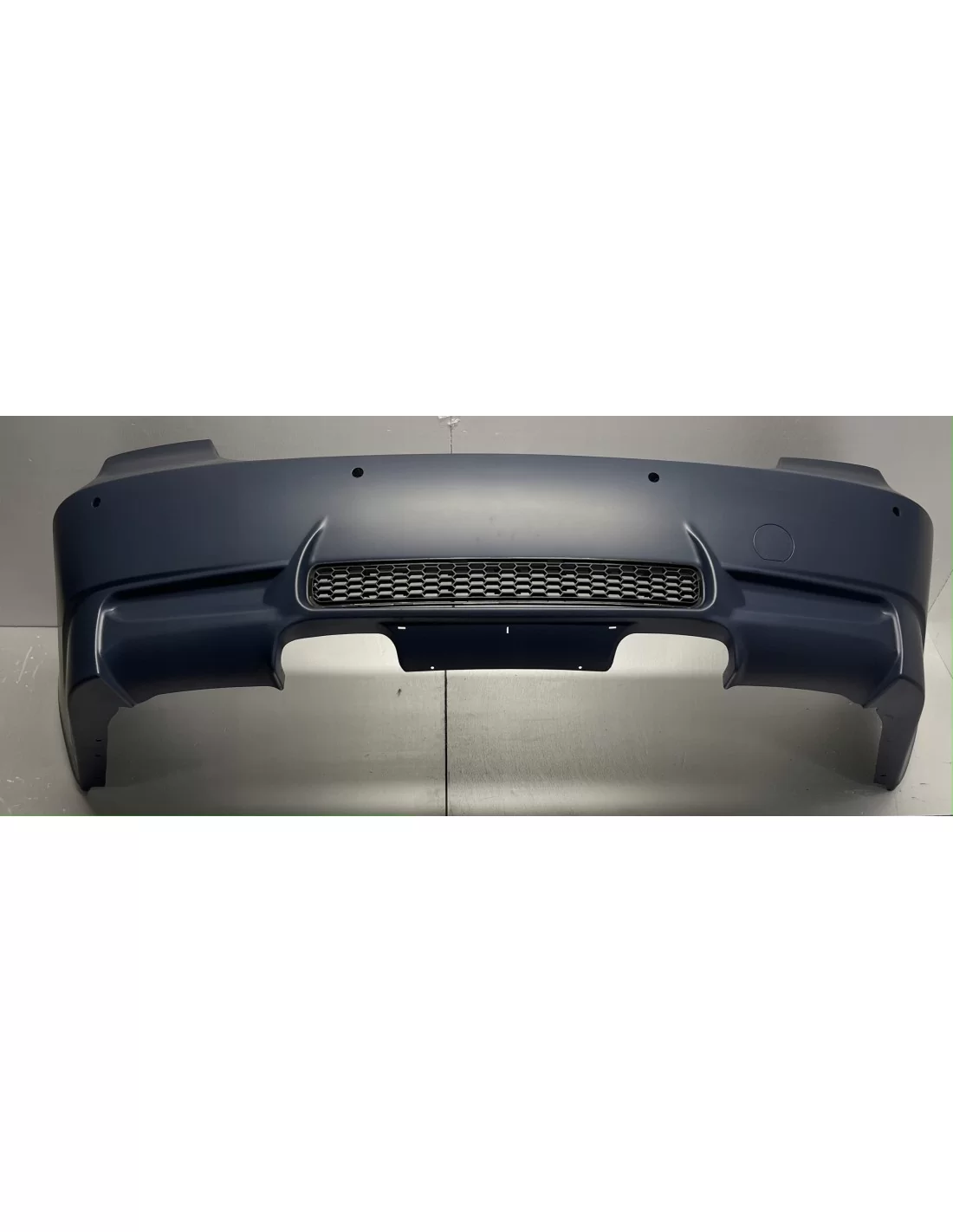 - BMW - BMW Serie 3 E90 parachoques trasero estilo M3 - 3 - Transforma tu BMW Serie 3 E90 con este parachoques trasero estilo M  - BMW - BMW Serie 3 E90 parachoques trasero estilo M3 - 3 - Transforma tu BMW Serie 3 E90 con este parachoques trasero estilo M