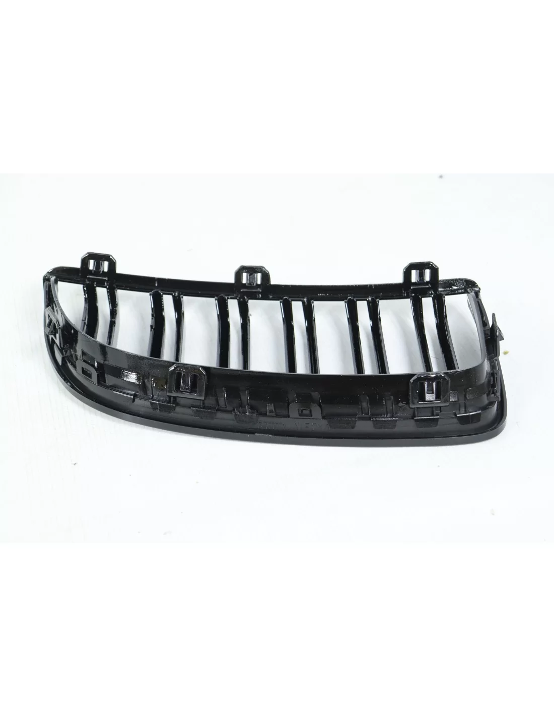 - BMW - Griglia a rene BMW Serie 3 E90 Pacchetto M nero lucido 2005-2007 - 3 - Migliorate la vostra BMW Serie 3 E90 (2005-2007)  - BMW - Griglia a rene BMW Serie 3 E90 Pacchetto M nero lucido 2005-2007 - 3 - Migliorate la vostra BMW Serie 3 E90 (2005-2007)