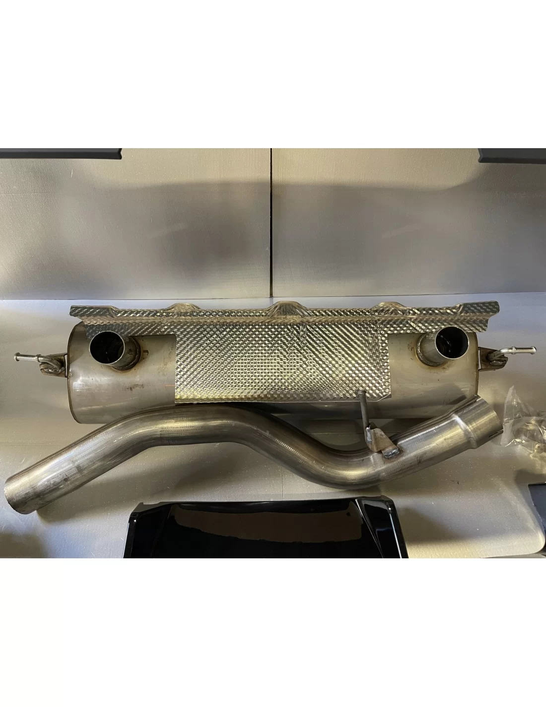  - BMW - Paraurti posteriore + scarico bmw g22 stile M4 0--0 - 3 - Aggiornate la vostra BMW G22 con il paraurti posteriore e lo 