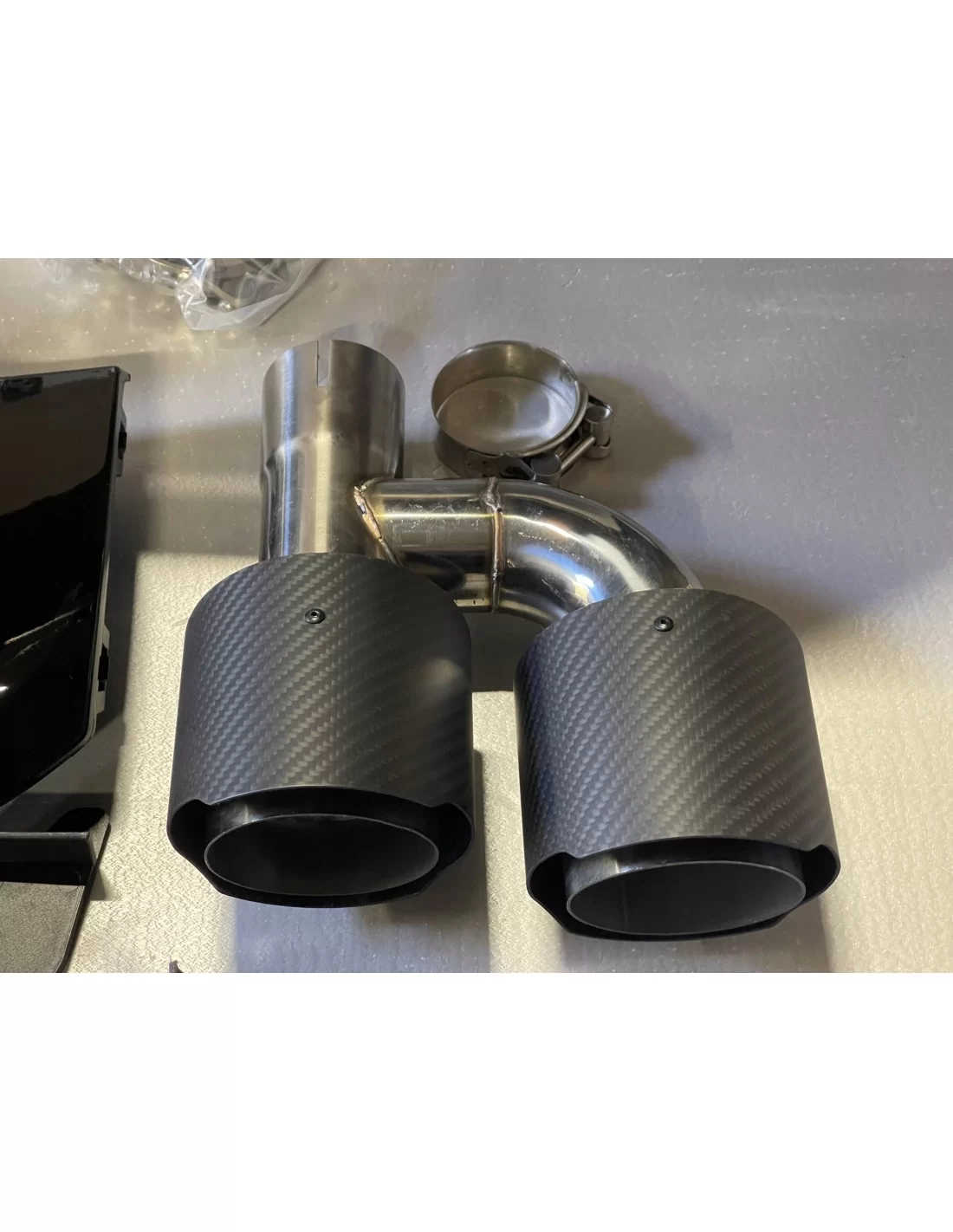  - BMW - Paraurti posteriore + scarico bmw g22 stile M4 0--0 - 6 - Aggiornate la vostra BMW G22 con il paraurti posteriore e lo 