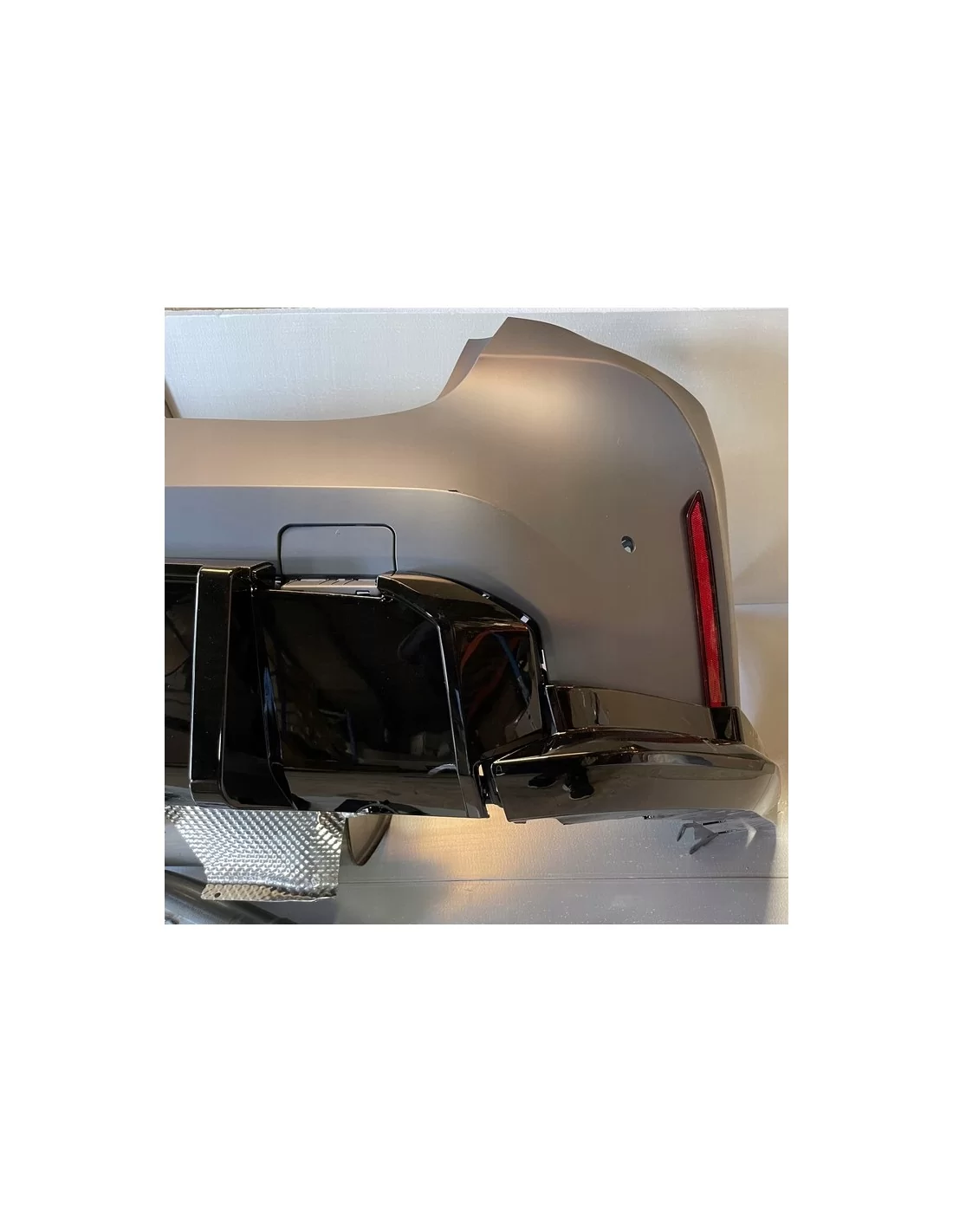 - BMW - Rear bumper + exhaust bmw g22 style M4 - 5 - Transform your BMW G22 with our M4 style rear bumper and exhaust! Elevate - BMW - Rear bumper + exhaust bmw g22 style M4 - 5 - Transform your BMW G22 with our M4 style rear bumper and exhaust! Elevate