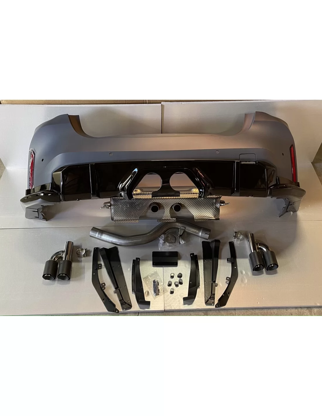 - BMW - リアバンパー+エキゾースト BMW G22 スタイル M4 - 11 - BMW リアバンパー+エキゾースト BMW G22 スタイル M4  - BMW - リアバンパー+エキゾースト BMW G22 スタイル M4 - 11 - BMW リアバンパー+エキゾースト BMW G22 スタイル M4