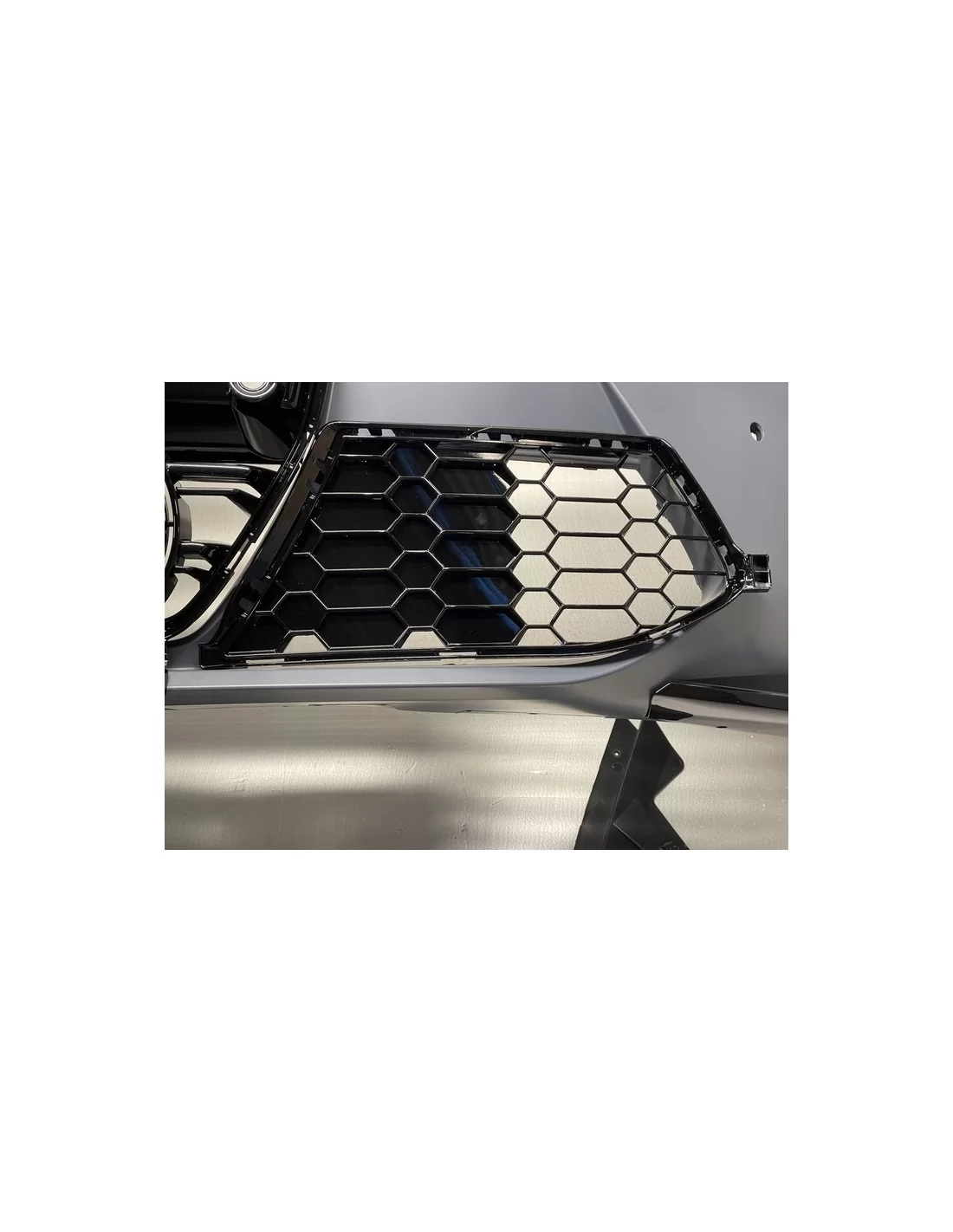  - BMW - BMW G22 främre stötfångare M4 design - 3 - Uppgradera din BMW G22 med vår fantastiska främre stötfångare i M4-design fö
