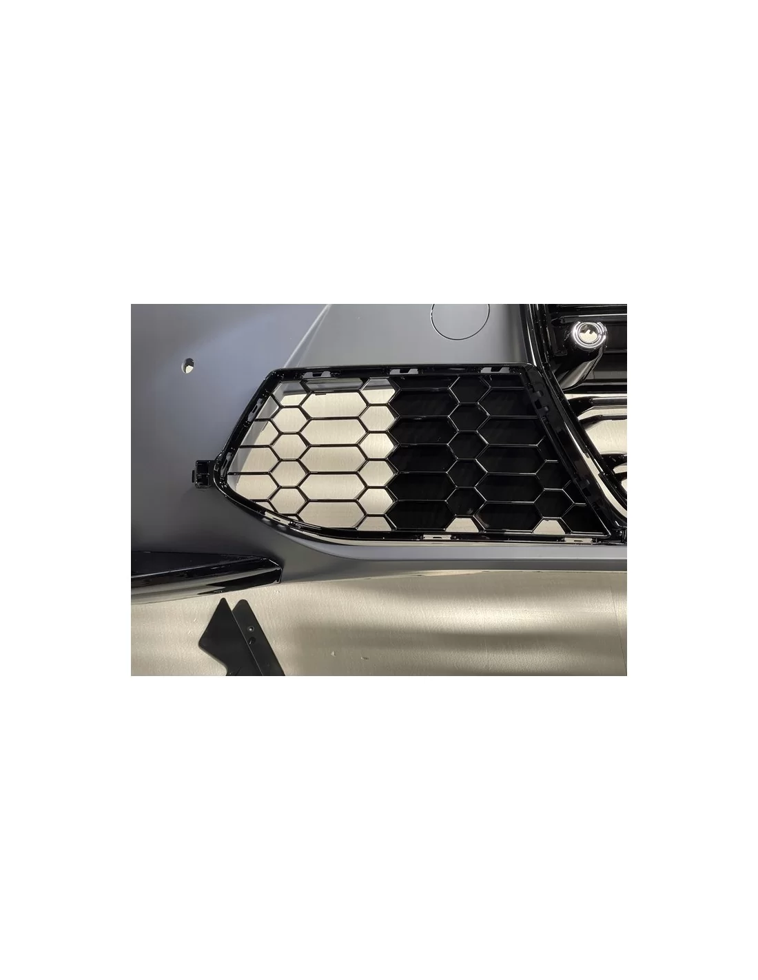  - BMW - BMW G22 främre stötfångare M4 design - 4 - Uppgradera din BMW G22 med vår fantastiska främre stötfångare i M4-design fö