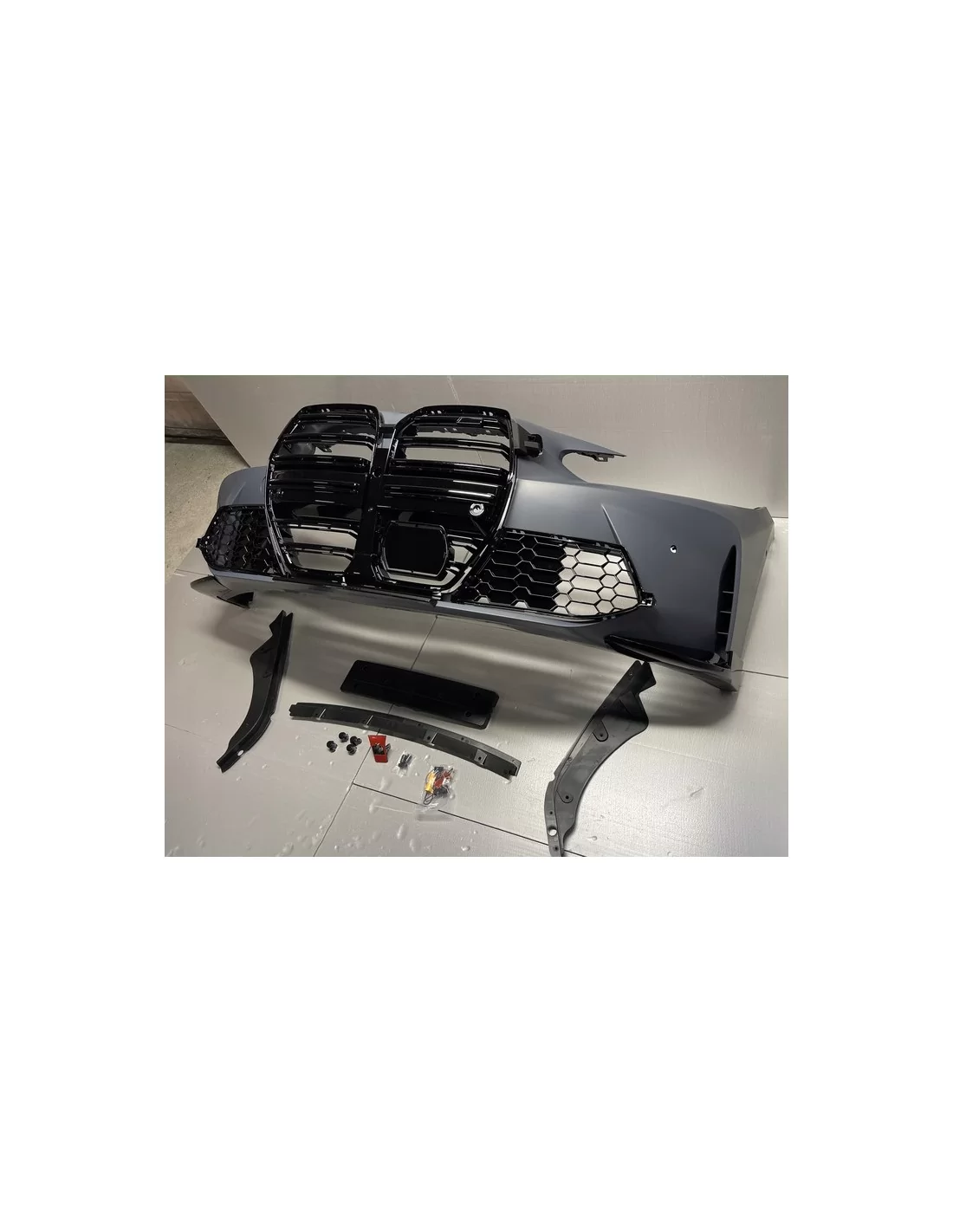  - BMW - BMW G22 pare-chocs avant M4 design - 5 - Améliorez votre BMW G22 avec notre superbe pare-chocs avant au design M4 pour 