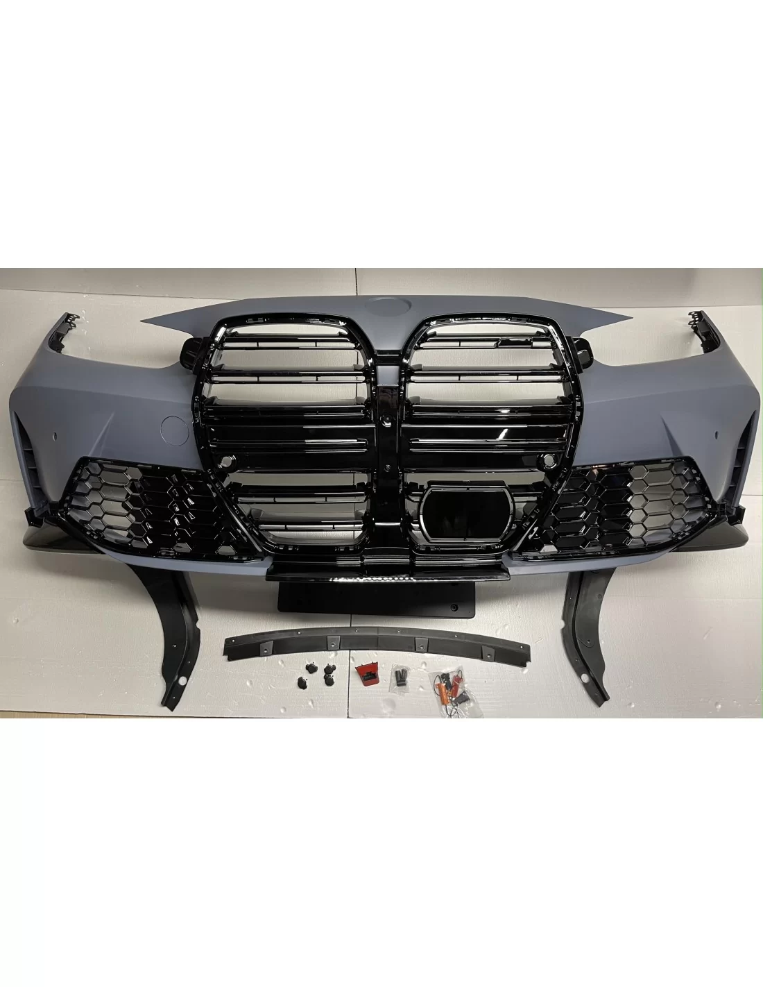  - BMW - BMW G22 främre stötfångare M4 design - 7 - Uppgradera din BMW G22 med vår fantastiska främre stötfångare i M4-design fö