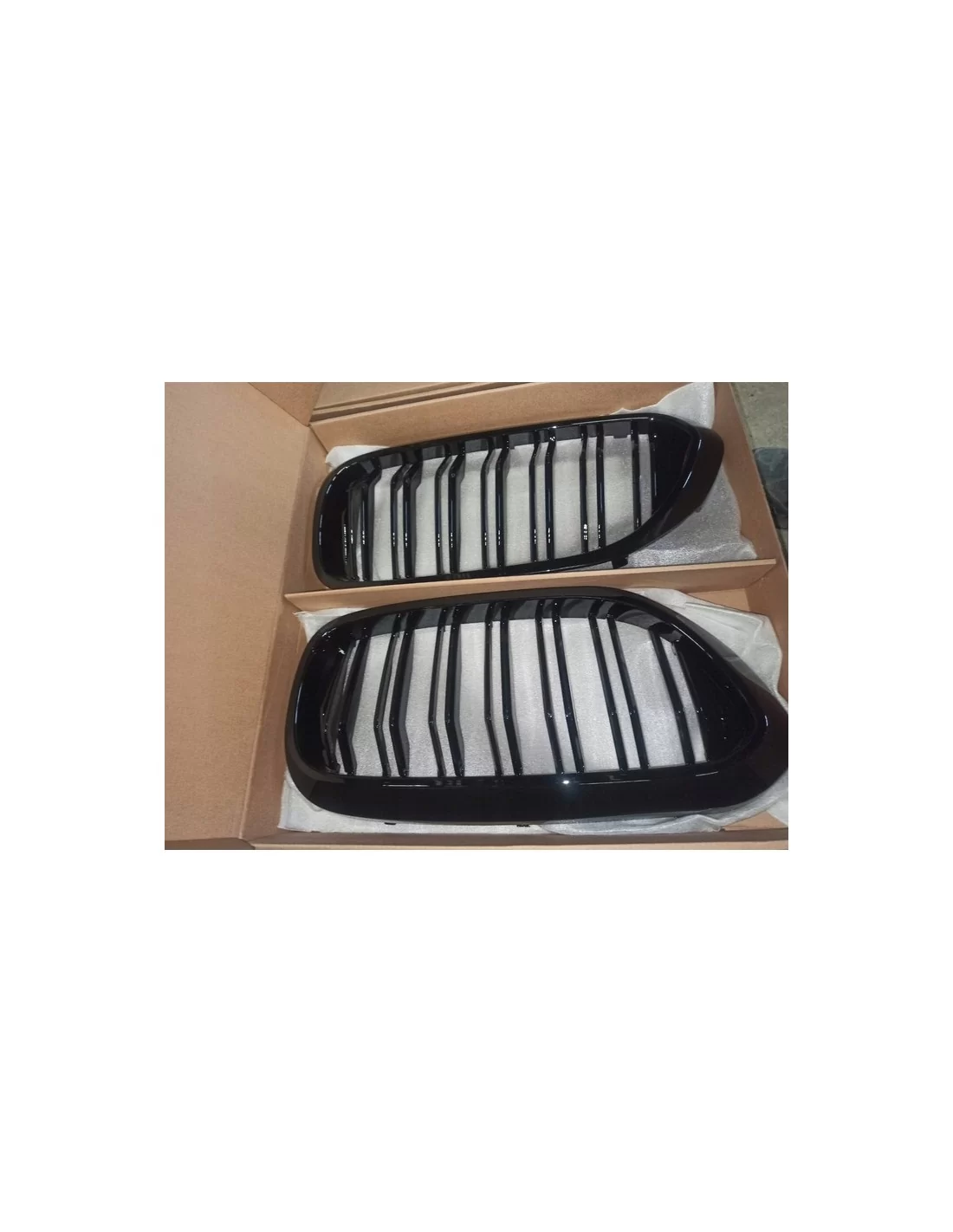  - BMW - Grill kidney grille BMW 5 G30 gloss black 17-20 - 1 - Upgrade your BMW 5 G30 (2017-2020) with our gloss black kidney gr