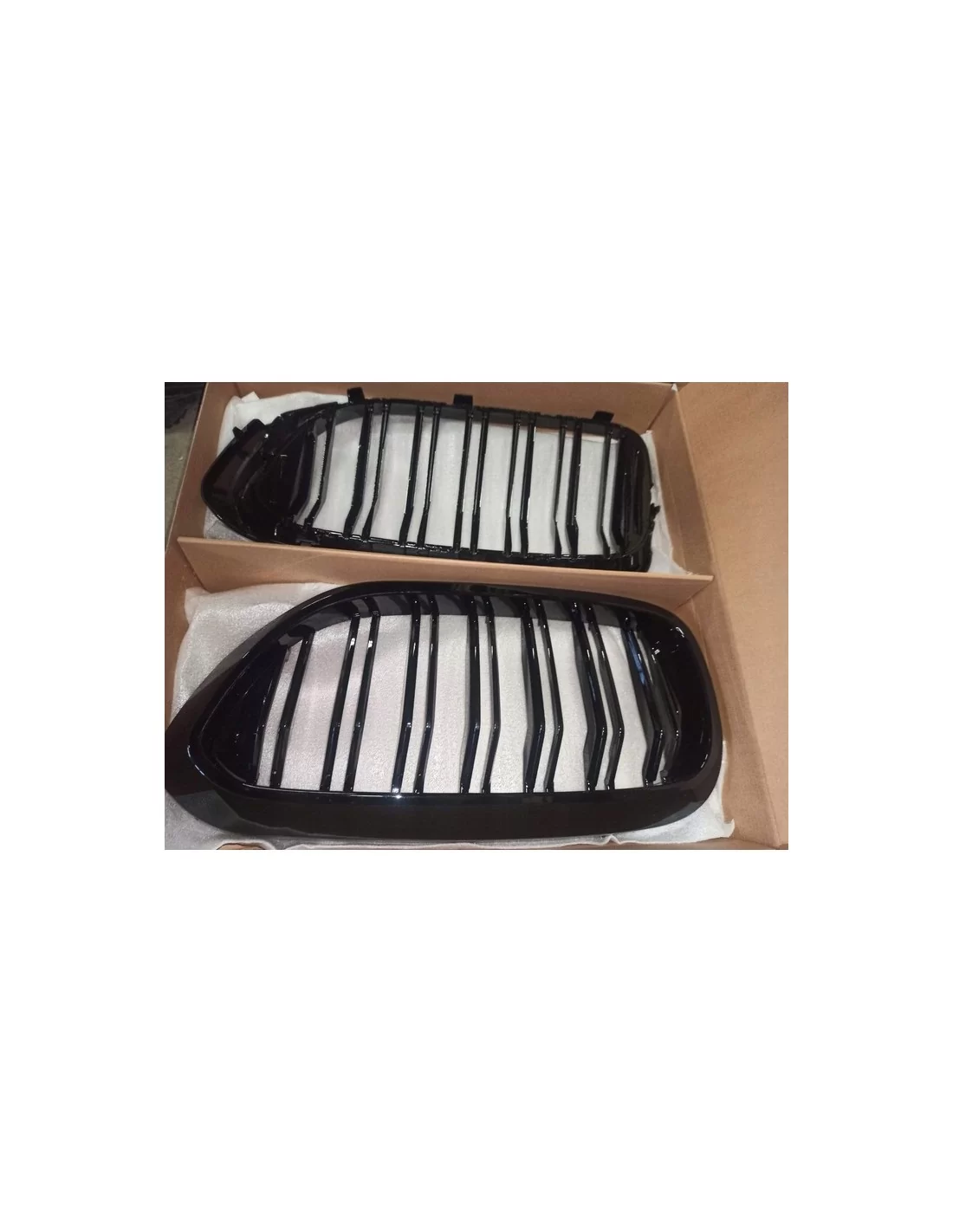 - BMW - Grill njurgrill BMW 5 G30 glänsande svart 17-20 - 3 - Uppgradera din BMW 5 G30 (2017-2020) med vår glänsande svarta nju  - BMW - Grill njurgrill BMW 5 G30 glänsande svart 17-20 - 3 - Uppgradera din BMW 5 G30 (2017-2020) med vår glänsande svarta nju