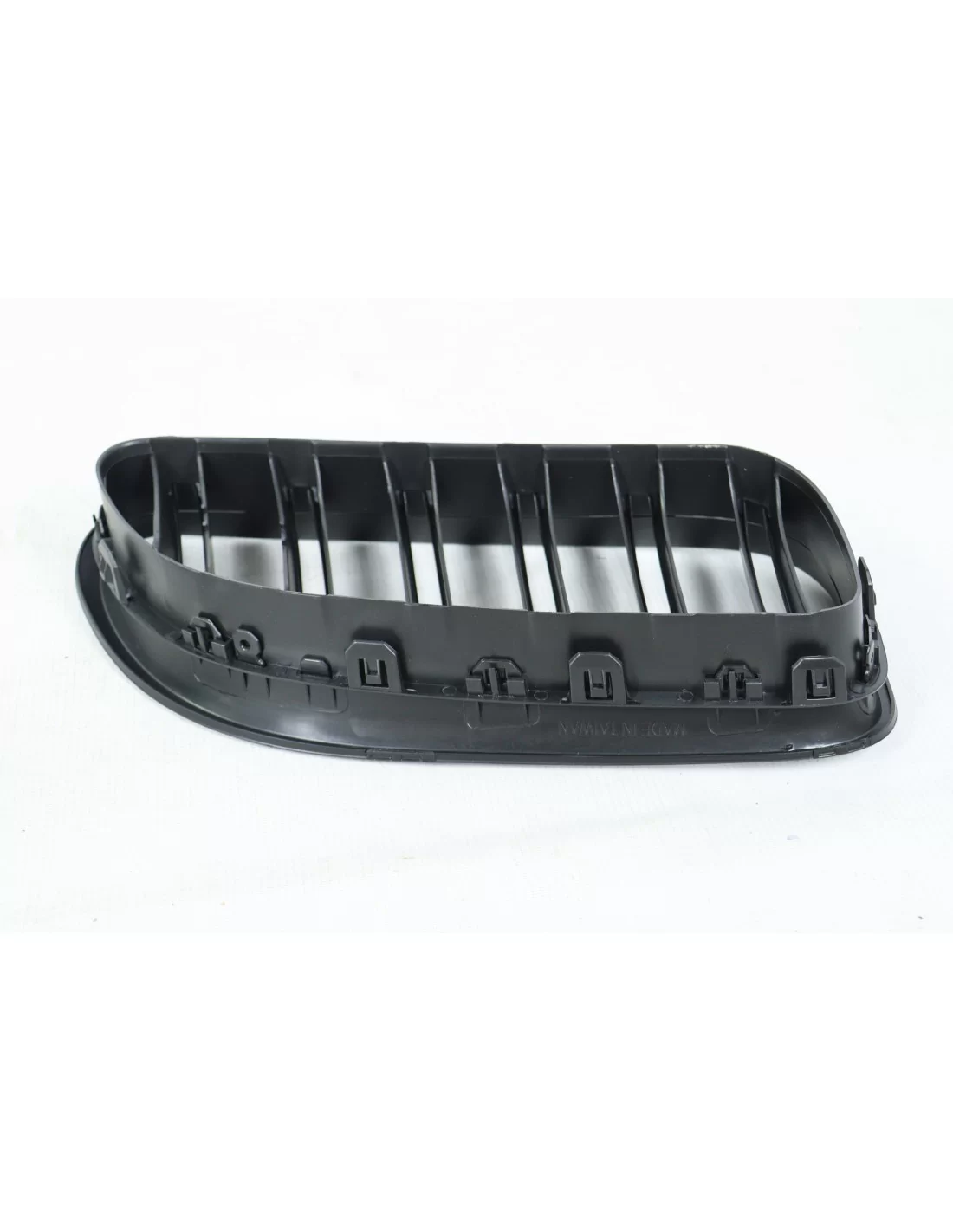 - BMW - BMW 6 F12/13 11-18 M6 Nierengitter glänzend schwarz - 1 - Erhöhen Sie Ihren BMW 6 F12/13 (2011-2018) mit unserem atembe - BMW - BMW 6 F12/13 11-18 M6 Nierengitter glänzend schwarz - 1 - Erhöhen Sie Ihren BMW 6 F12/13 (2011-2018) mit unserem atembe