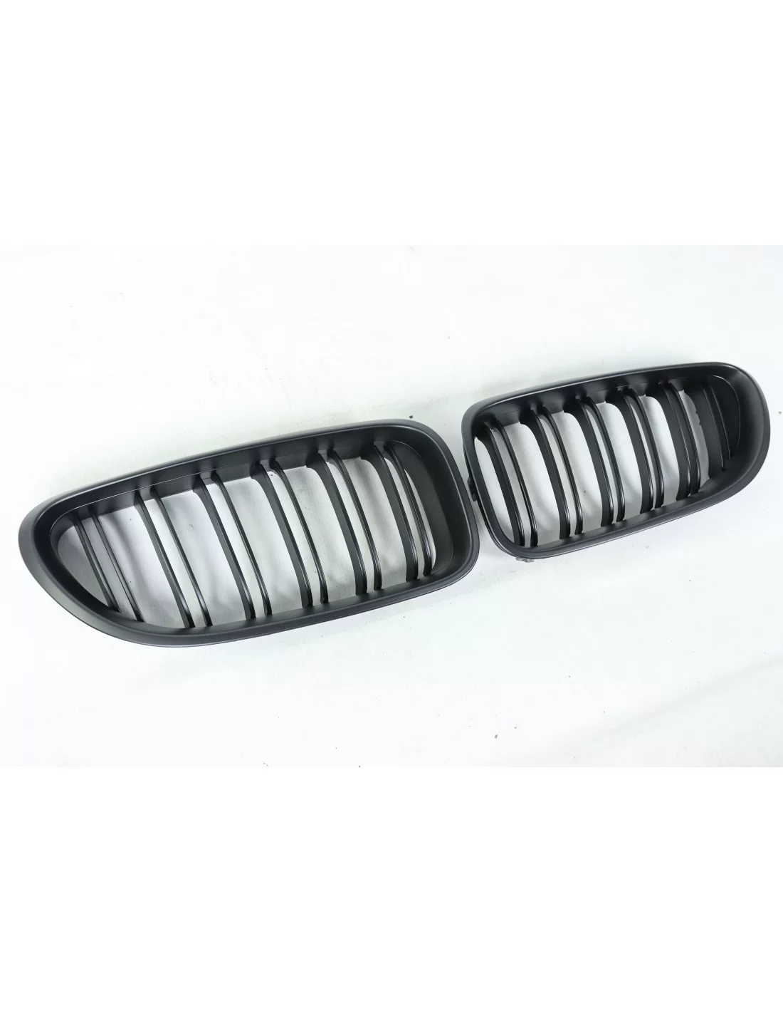 - BMW - BMW 6 F12/13 11-18 M6 Nierengitter glänzend schwarz - 2 - Erhöhen Sie Ihren BMW 6 F12/13 (2011-2018) mit unserem atembe - BMW - BMW 6 F12/13 11-18 M6 Nierengitter glänzend schwarz - 2 - Erhöhen Sie Ihren BMW 6 F12/13 (2011-2018) mit unserem atembe