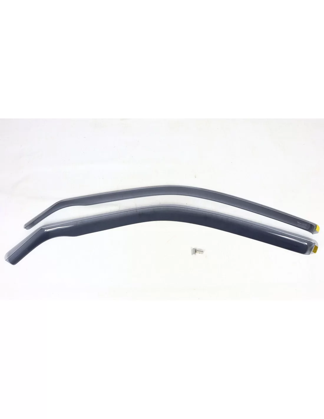 - BMW - Déflecteurs de pare-brise Heko BMW 7 e38 1996-2001 - 1 - Améliorez votre BMW 7 E38 (1996-2001) avec les déflecteurs de 