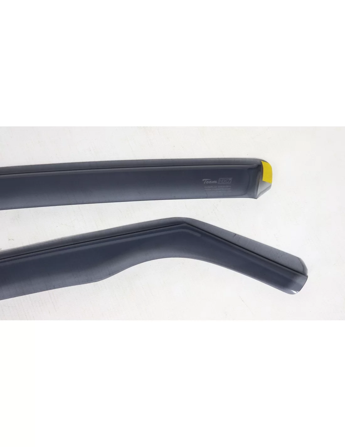 - BMW - Дефлектори лобового скла Heko BMW 7 e38 1996-2001 - 4 - Покращіть свій BMW 7 E38 (1996-2001) за допомогою дефлекторів л - BMW - Дефлектори лобового скла Heko BMW 7 e38 1996-2001 - 4 - Покращіть свій BMW 7 E38 (1996-2001) за допомогою дефлекторів л
