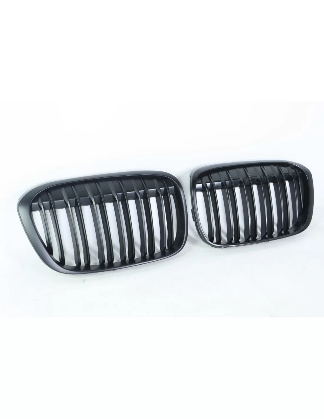  - BMW - Grill nerkowy BMW X1 F48 LCI (2019+) czarny matowy - 3 - Wzbogać swoje BMW X1 F48 LCI (2019+) o naszą stylową, matową, 