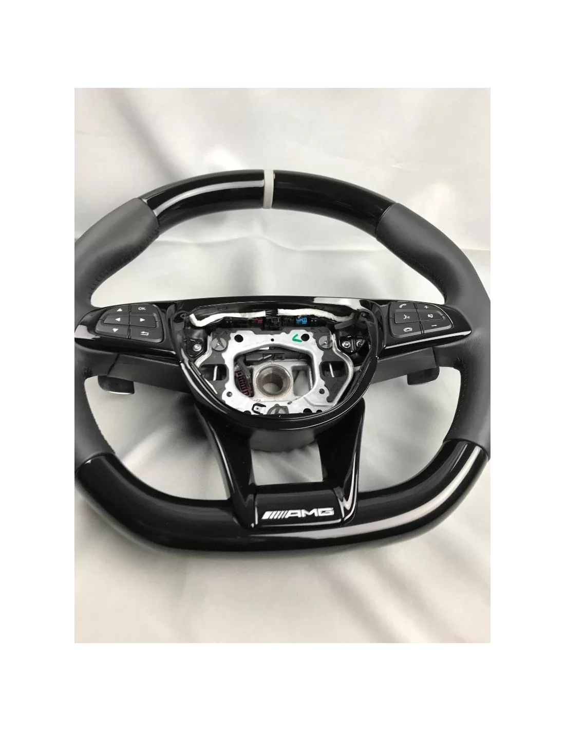 - Steering Wheels - Pianolak zwart lederen AMG-stuur voor Mercedes-Benz C-Klasse E-Klasse W205 W213 - 5 - Verfraai uw Mercedes- - Steering Wheels - Pianolak zwart lederen AMG-stuur voor Mercedes-Benz C-Klasse E-Klasse W205 W213 - 5 - Verfraai uw Mercedes-