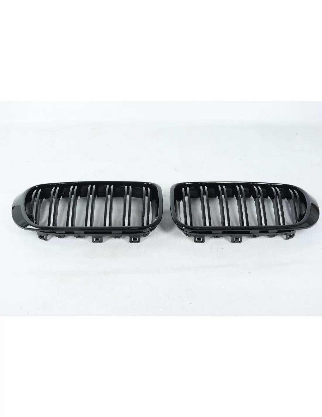 - BMW - Grill njurgrill BMW X4 F26 14-18 glänsande svart - 4 - Förvandla din BMW X4 F26 (2014-2018) med vårt glansiga njurgalle  - BMW - Grill njurgrill BMW X4 F26 14-18 glänsande svart - 4 - Förvandla din BMW X4 F26 (2014-2018) med vårt glansiga njurgalle