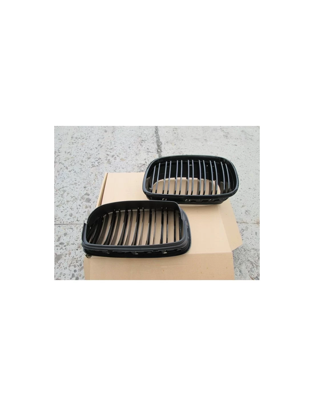  - BMW - Parrilla Kidney BMW X5 E70 2007-2013 negro brillante - 3 - Transforme la parte delantera de su BMW X5 E70 (2007-2013) c