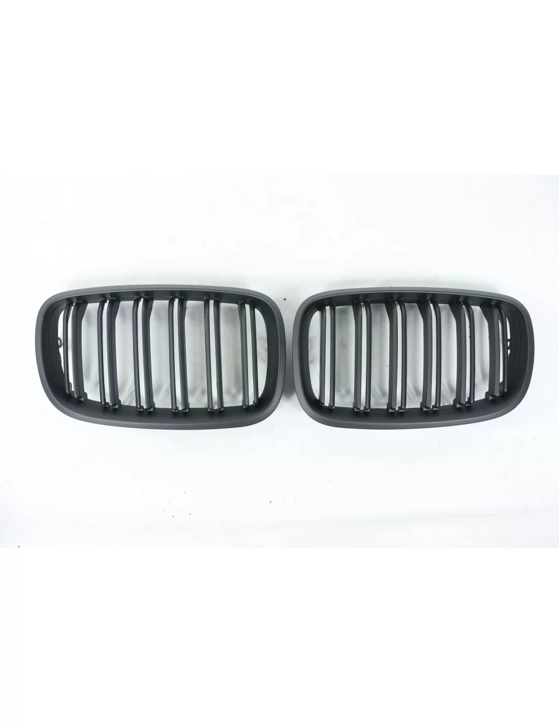- BMW - Njurgrill BMW X5 E70 2007-2013 matt svart - 3 - Förbättra din BMW X5 E70 (2007-2013) med vår mattsvarta njurgrill för e - BMW - Njurgrill BMW X5 E70 2007-2013 matt svart - 3 - Förbättra din BMW X5 E70 (2007-2013) med vår mattsvarta njurgrill för e