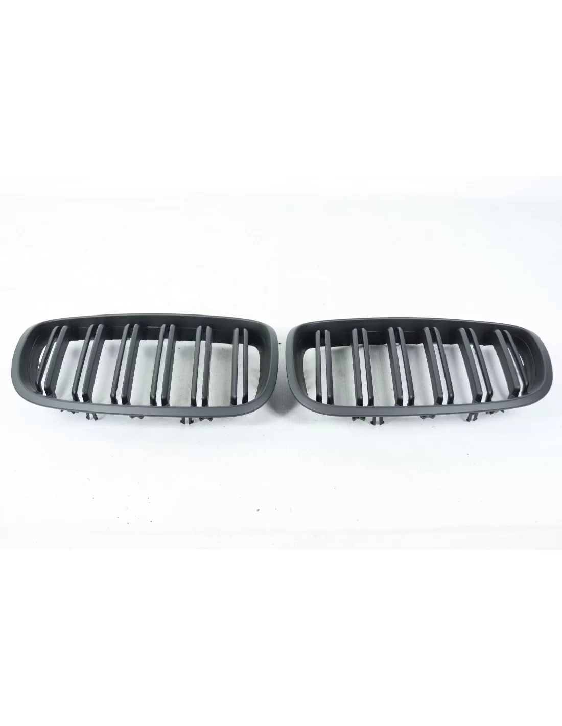 - BMW - Njurgrill BMW X5 E70 2007-2013 matt svart - 4 - Förbättra din BMW X5 E70 (2007-2013) med vår mattsvarta njurgrill för e - BMW - Njurgrill BMW X5 E70 2007-2013 matt svart - 4 - Förbättra din BMW X5 E70 (2007-2013) med vår mattsvarta njurgrill för e