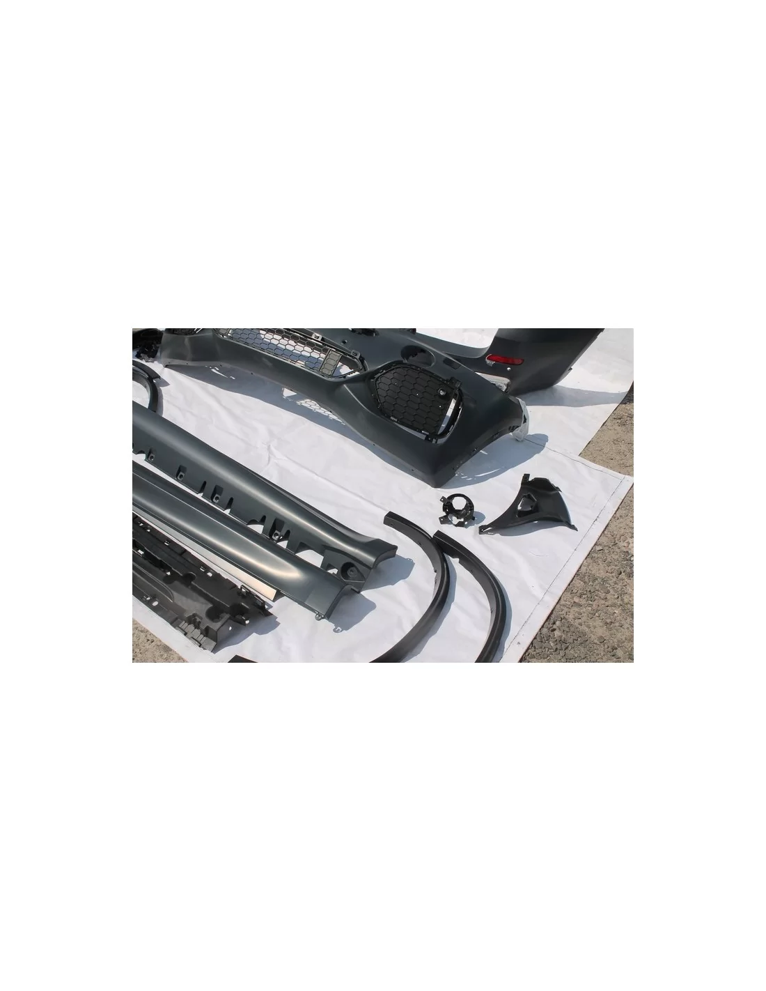 - BMW - Body kit front bumper sills BMW X5 F15 style M-Pak - 6 - Elevate your BMW X5 F15 with our M-Pak style body kit front bu - BMW - Body kit front bumper sills BMW X5 F15 style M-Pak - 6 - Elevate your BMW X5 F15 with our M-Pak style body kit front bu