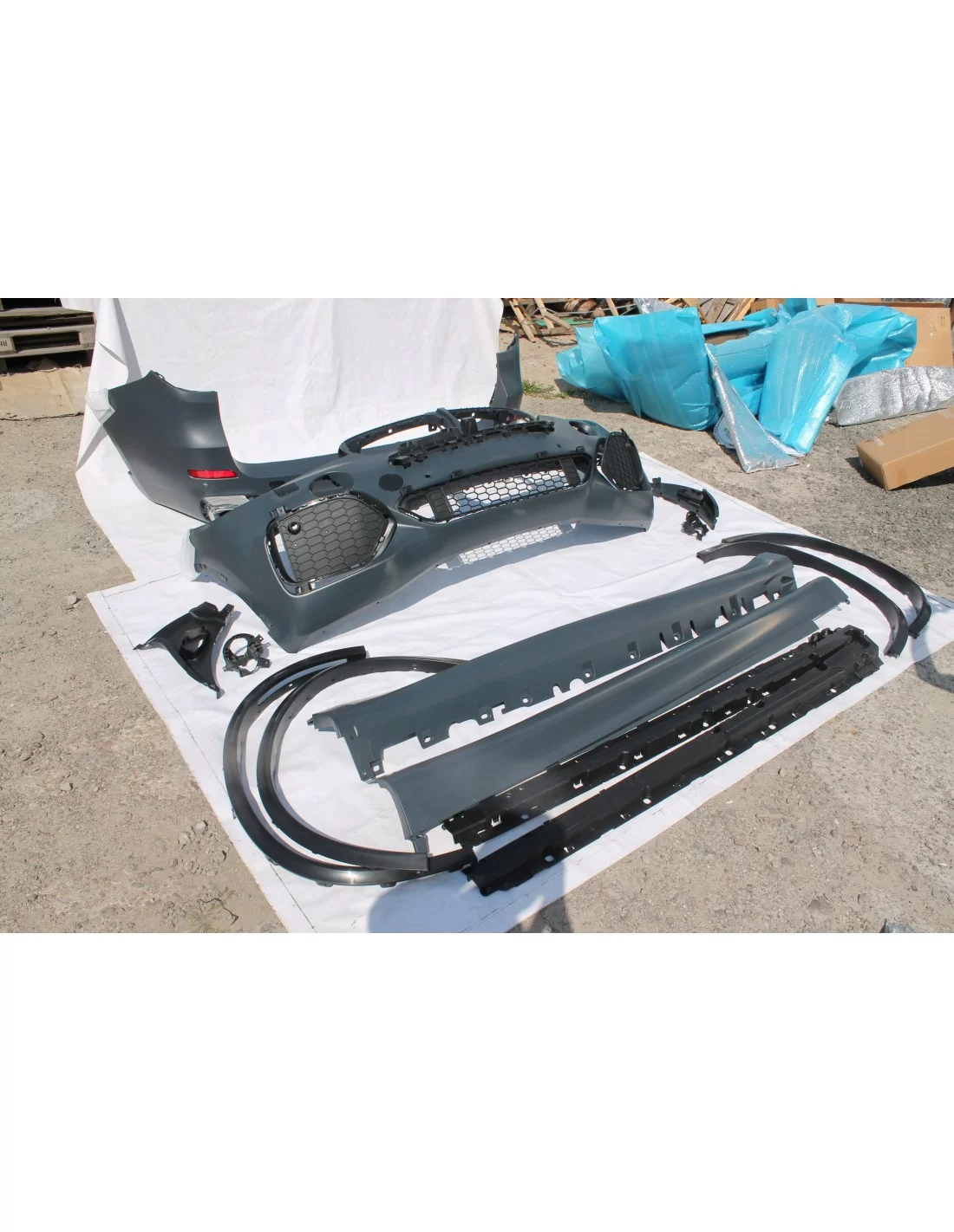  - BMW - Kit carrosserie pare-chocs avant seuils BMW X5 F15 style M-Pak - 7 - Élevez votre BMW X5 F15 avec nos seuils de pare-ch