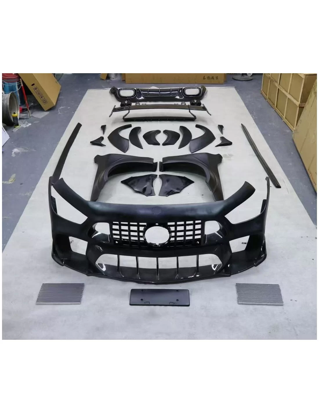  - Mercedes-Benz - Kit de carroçaria Brabus Rocket 1000 em fibra de carbono para Mercedes-Benz Gt Coupé de 4 portas - 7 - Eleve 