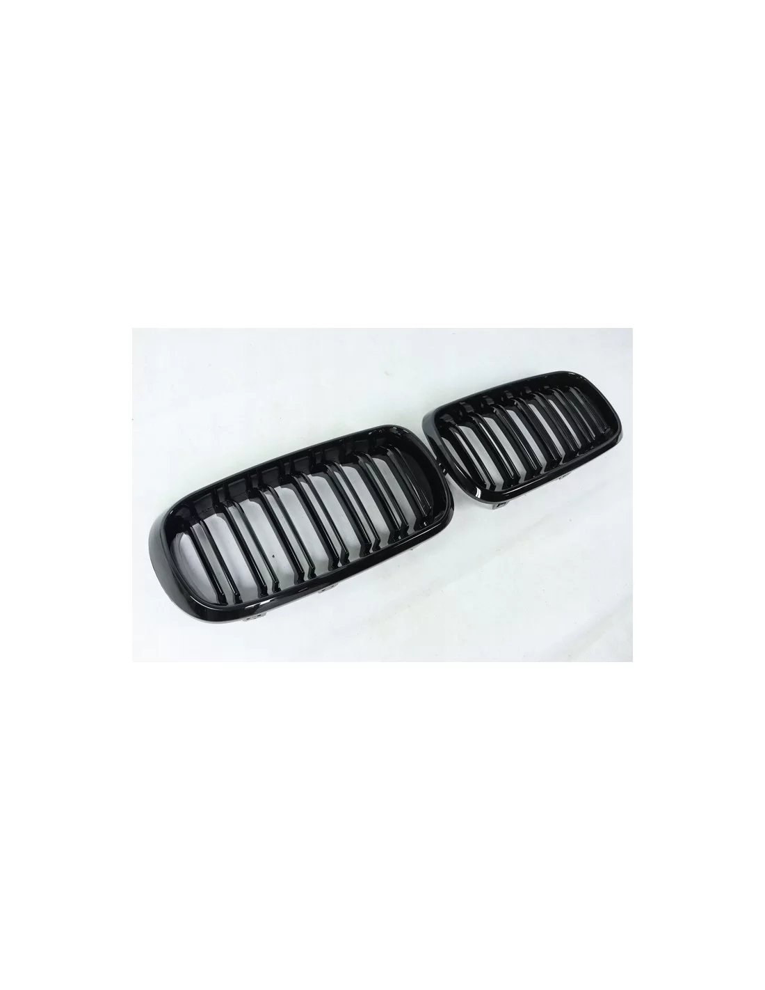  - BMW - Attacco griglia anteriore VETRO NERO per BMW F15 F16 X5 - 1 - Aggiornate la vostra BMW F15 o F16 X5 con la nostra elega