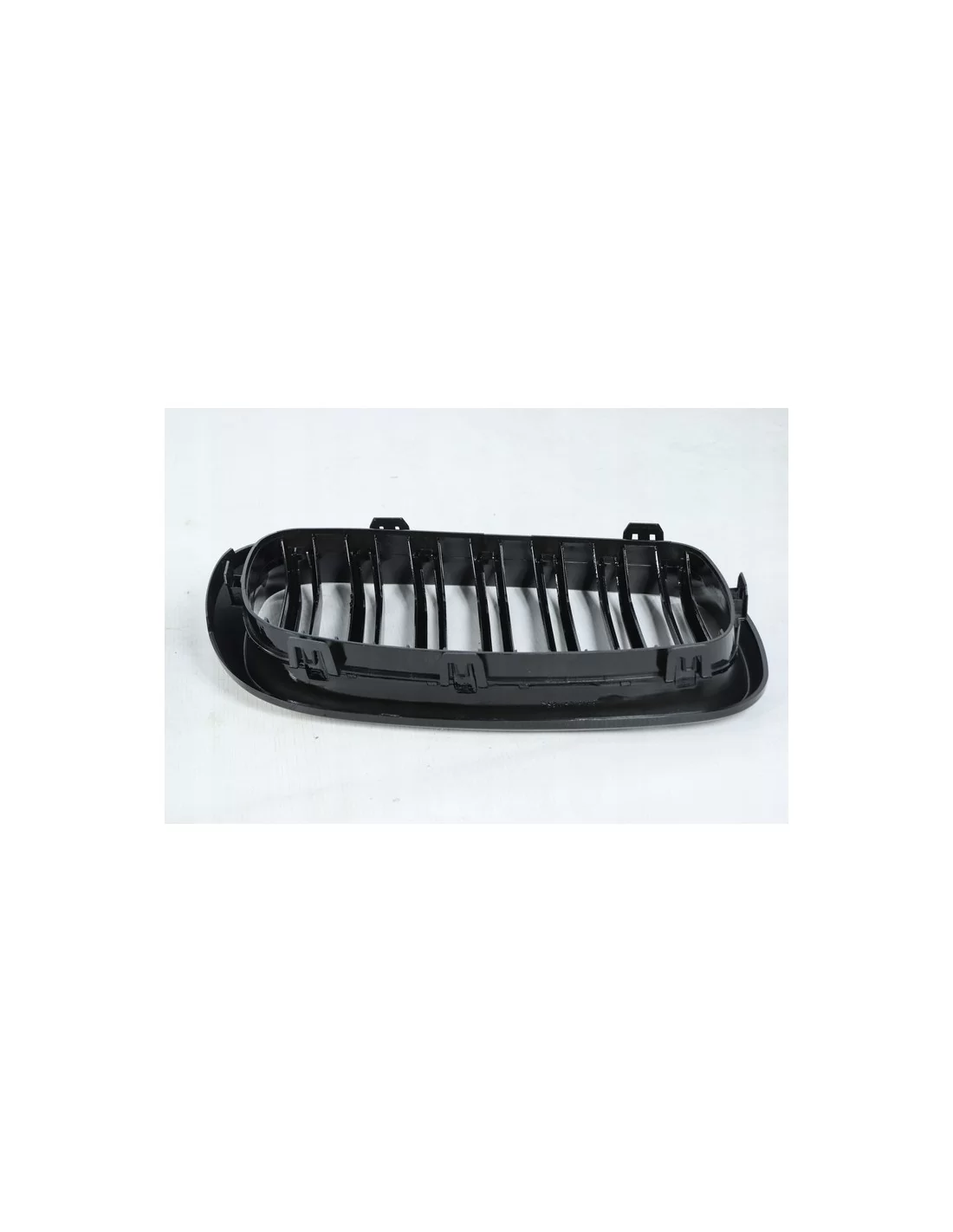 - BMW - Накладка на решітку радіатора BLACK GLASS для BMW F15 F16 X5 - 4 - Оновіть свій BMW F15 або F16 X5 за допомогою нашої с - BMW - Накладка на решітку радіатора BLACK GLASS для BMW F15 F16 X5 - 4 - Оновіть свій BMW F15 або F16 X5 за допомогою нашої с