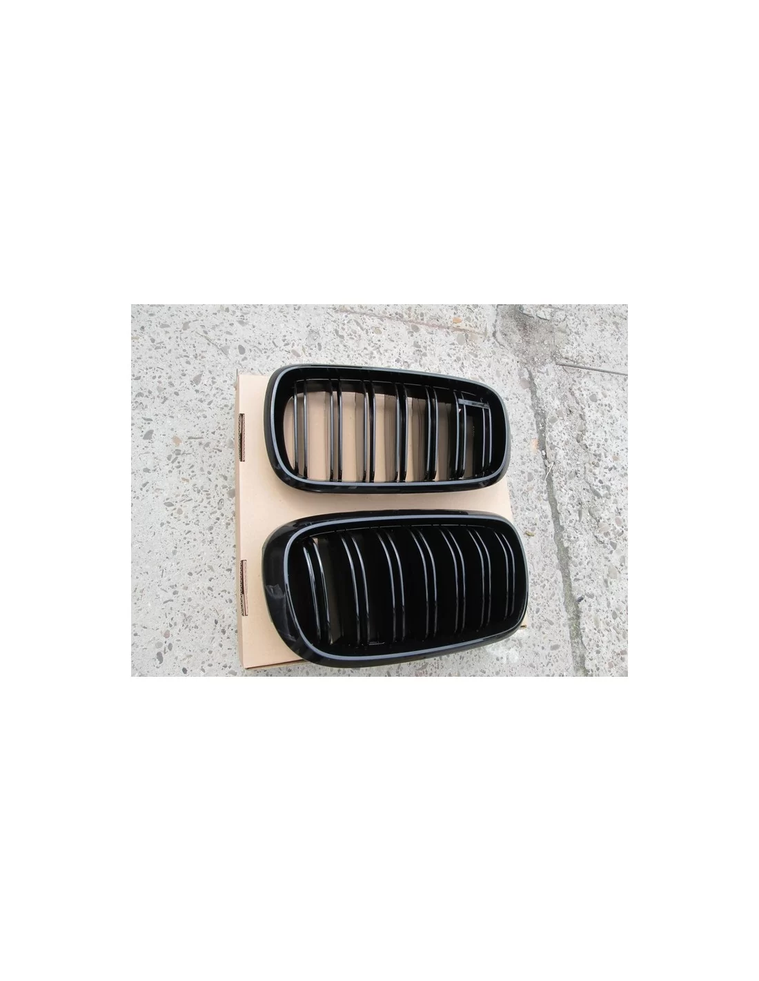  - BMW - BMW F15 F16 X5用 フロントグリル アタッチメント ブラックガラス - 2 - BMW BMW F15 F16 X5用 フロントグリル アタッチメント ブラックガラス