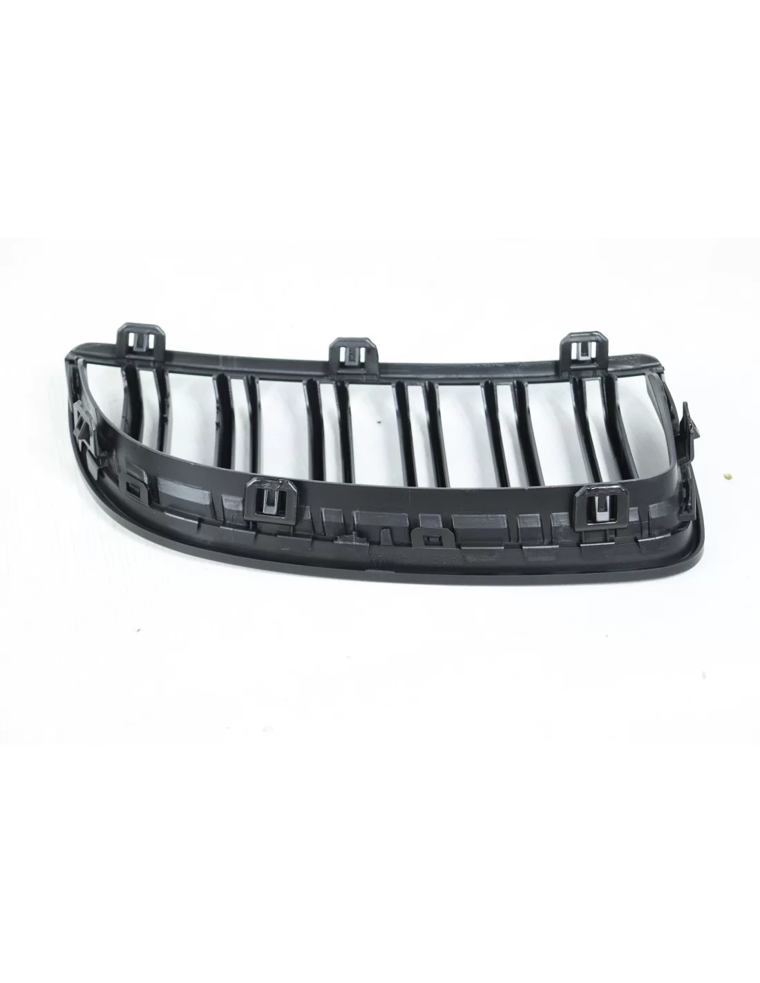  - BMW - Kidney Grill BMW 3 Series E90 M Package matte black 2005-2007 - 2 - Enhance your BMW 3 Series E90 (2005-2007) with an M