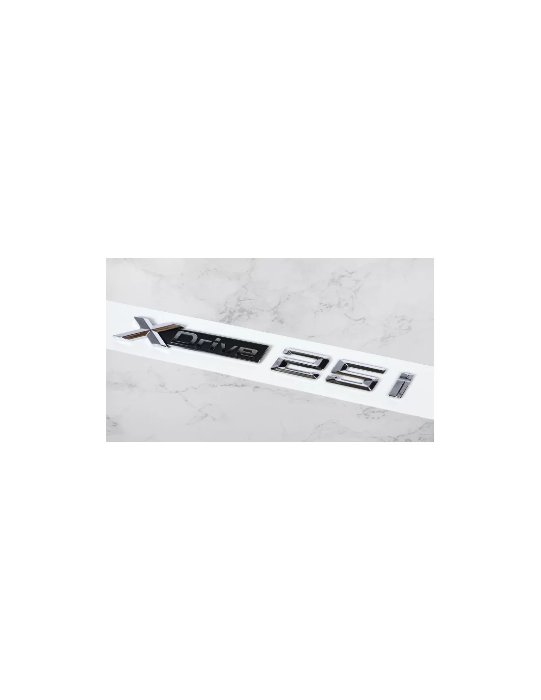 - logo & Emblems - Emblema BMW XDrive 25i - 1 - Valorizzate la vostra BMW con il nostro emblema XDrive 25i di alta qualità per - logo & Emblems - Emblema BMW XDrive 25i - 1 - Valorizzate la vostra BMW con il nostro emblema XDrive 25i di alta qualità per