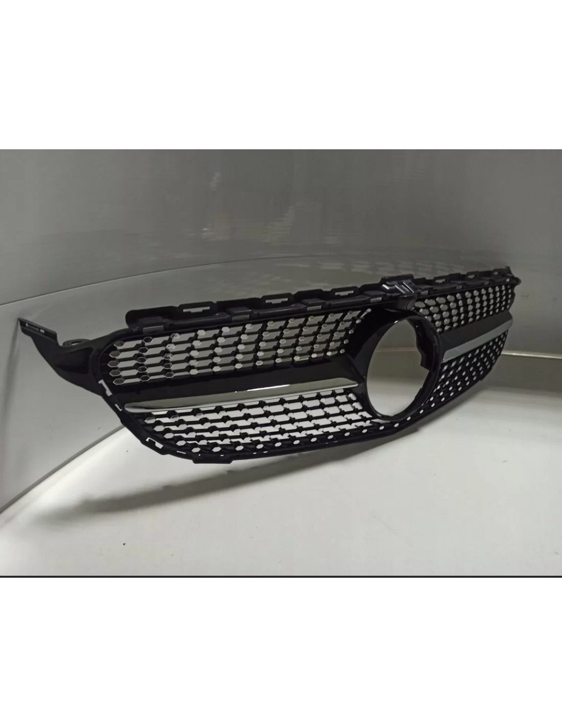  - Mercedes-Benz C-Class 2014-2018 (W205) - Front Grill Diamond black camera Fit for MERCEDES C-CLASS W205 - 3 - Upgrade your M