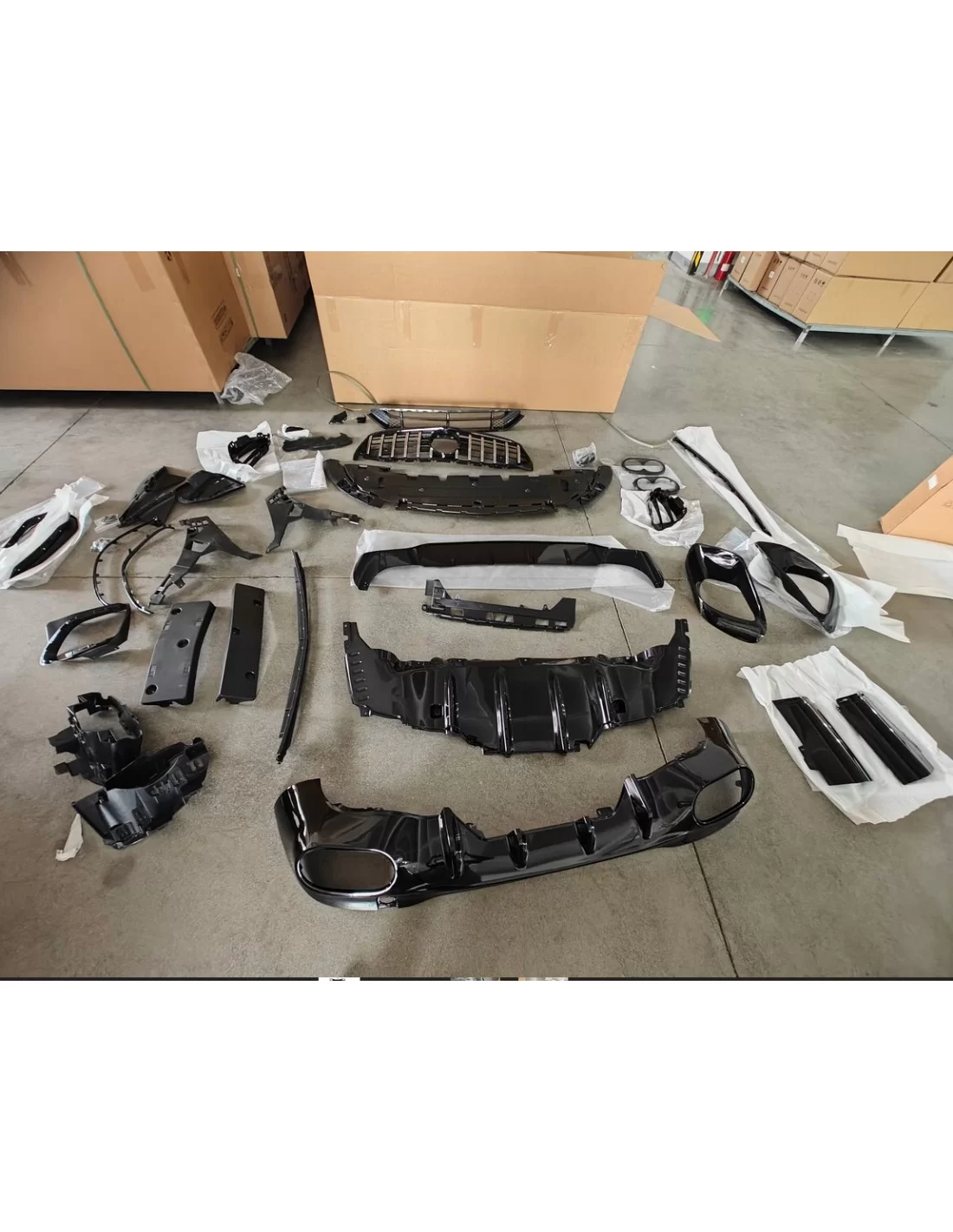- Mercedes Benz - Bodykit CLA45 AMG für Mercedes CLA-Klasse CLA C118 2019-2023 - 4 - Verwandeln Sie Ihre Mercedes CLA-Klasse C1 - Mercedes Benz - Bodykit CLA45 AMG für Mercedes CLA-Klasse CLA C118 2019-2023 - 4 - Verwandeln Sie Ihre Mercedes CLA-Klasse C1