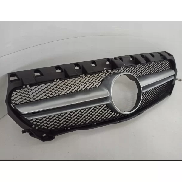  - Mercedes Benz - Przedni grill AMG mat chrom dla MERCEDES CLA-CLASS W117 - 4 - Ulepsz swojego Mercedesa Klasy CLA W117 dzięki 