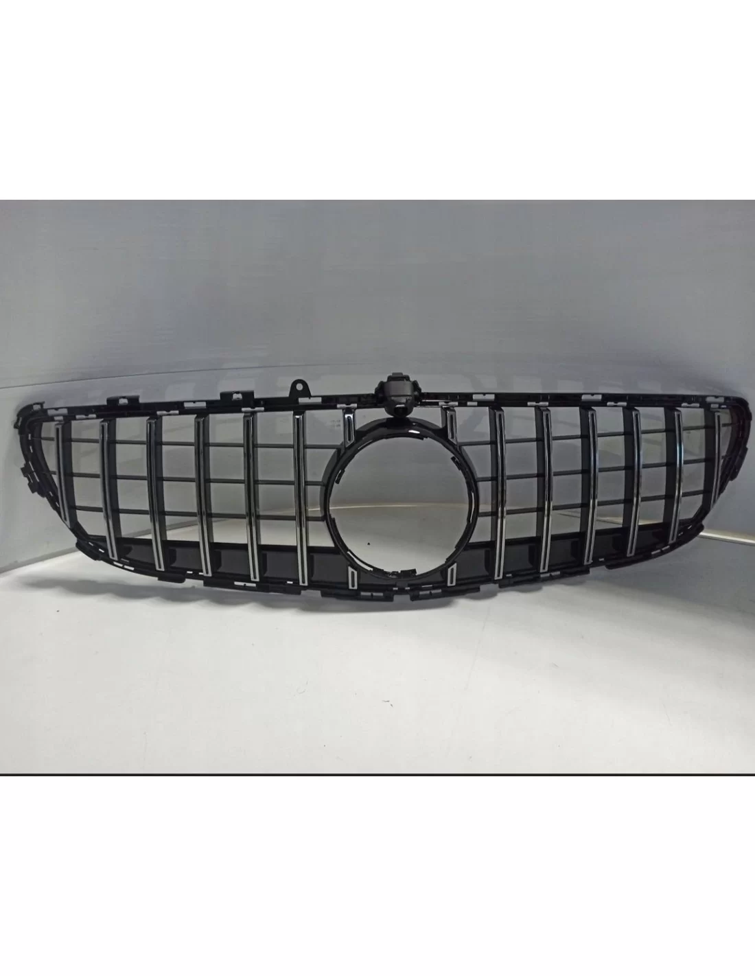  - Mercedes Benz - Frontgrill GT chrom/schwarz Kamera Passend für MERCEDES CLS-KLASSE W218 - 3 - Rüsten Sie Ihre Mercedes CLS-Kl