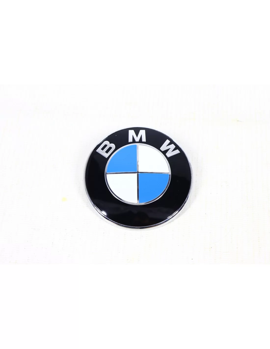 - Logos & Emblems - BMW emblem - 3 - Enhance your BMW with our high-quality emblem! Ideal for replacing or upgrading your vehic  - Logos & Emblems - BMW emblem - 3 - Enhance your BMW with our high-quality emblem! Ideal for replacing or upgrading your vehic