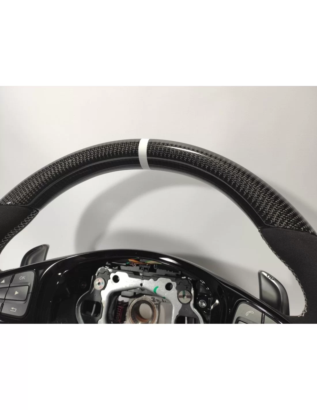 - Steering Wheels - Mercedes-Benz A B S V CLA GLA GLE GLS GLC Volante Carbono Alcantara - 7 - Comprar Mercedes-Benz A B S V GLE - Steering Wheels - Mercedes-Benz A B S V CLA GLA GLE GLS GLC Volante Carbono Alcantara - 7 - Comprar Mercedes-Benz A B S V GLE