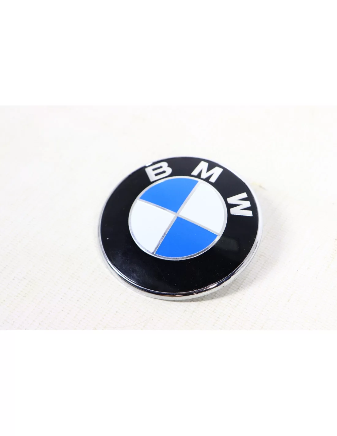  - Logos & Emblems - 宝马车徽 - 2 - 使用我们的高品质车标升级您的宝马车，使其外观光亮精致！非常适合更换！❄️⚡️
