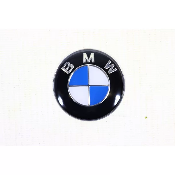  - Logos & Emblems - 方向盘上的宝马车徽 - 2 - 使用我们为方向盘设计的时尚徽章，为您的宝马车内饰增光添彩！完美彰显优雅气质！❕✈️