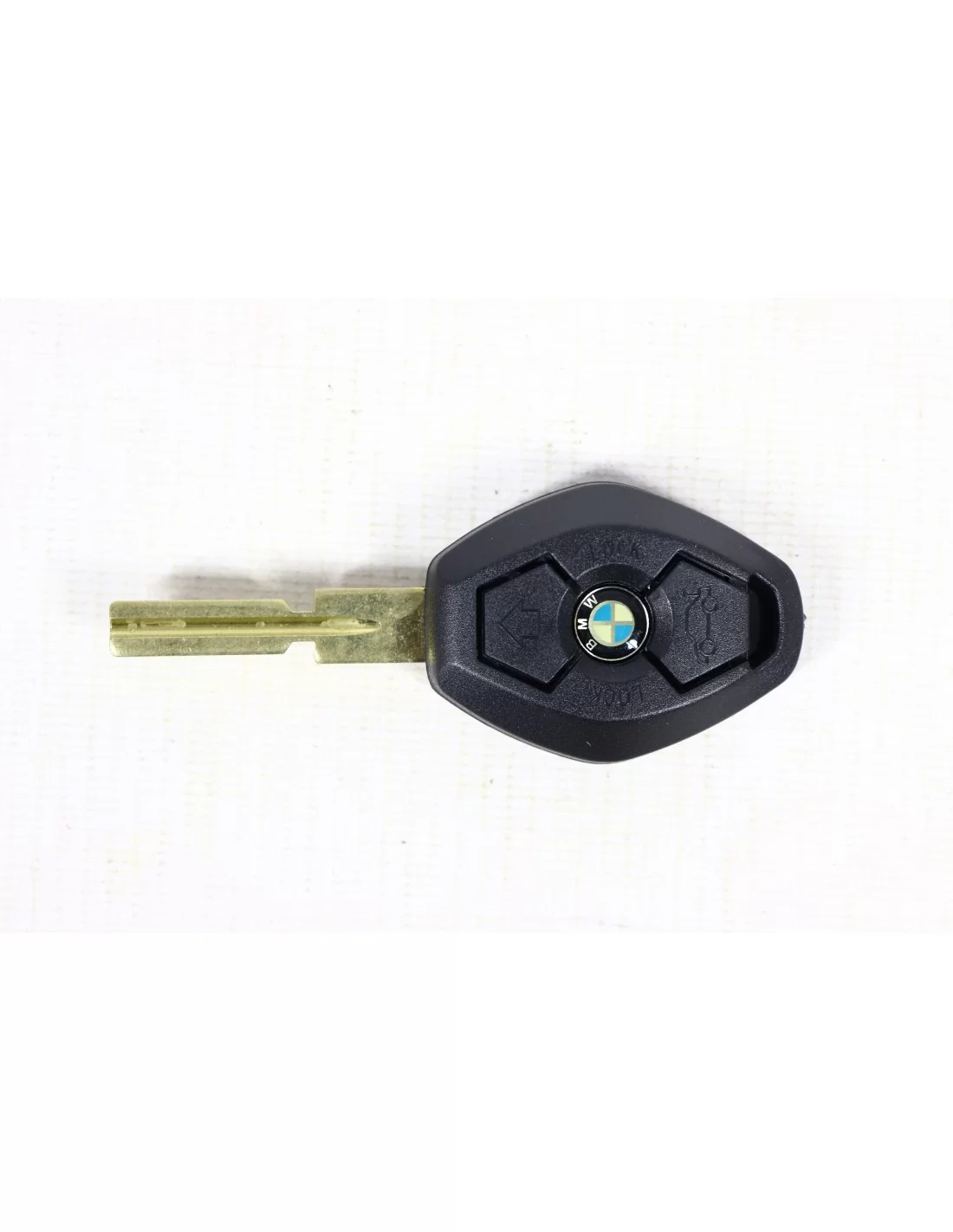  - BMW - 宝马钥匙包 - 2 - 使用我们高品质的 BMW 钥匙包，提升您的钥匙存放档次！非常适合保管您的钥匙，既安全又时尚！✏️✨