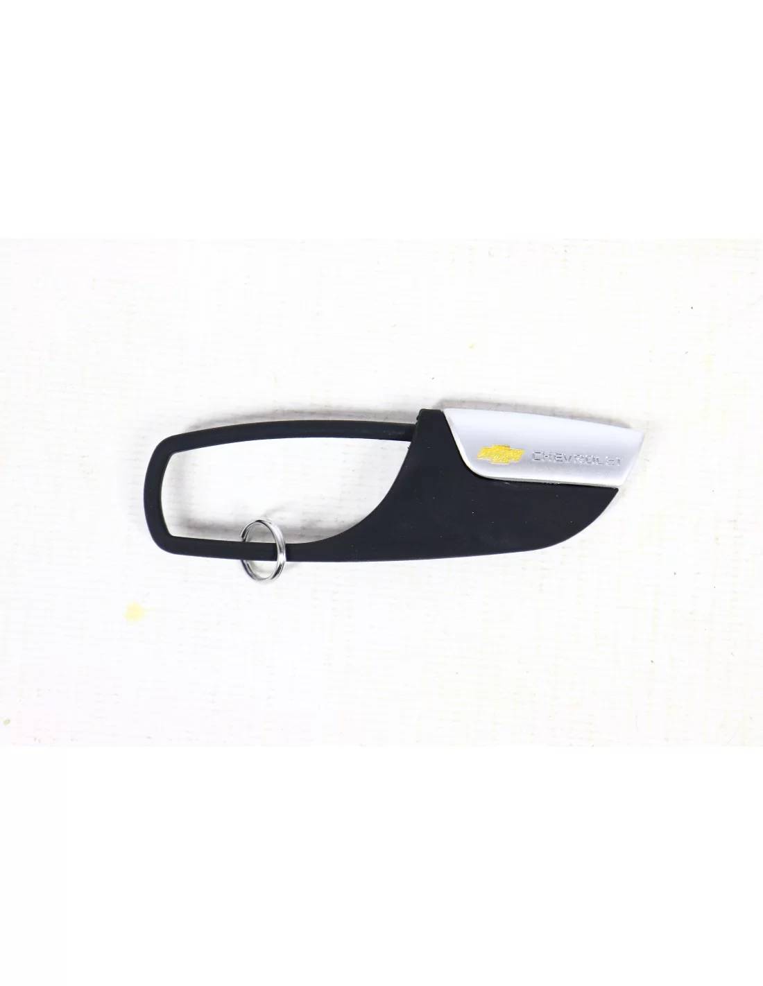 - Chevrolet - Chevrolet key ring - 2 - Show off your Chevy pride with a stylish Chevrolet key ring. Perfect for any car enthusi - Chevrolet - Chevrolet key ring - 2 - Show off your Chevy pride with a stylish Chevrolet key ring. Perfect for any car enthusi