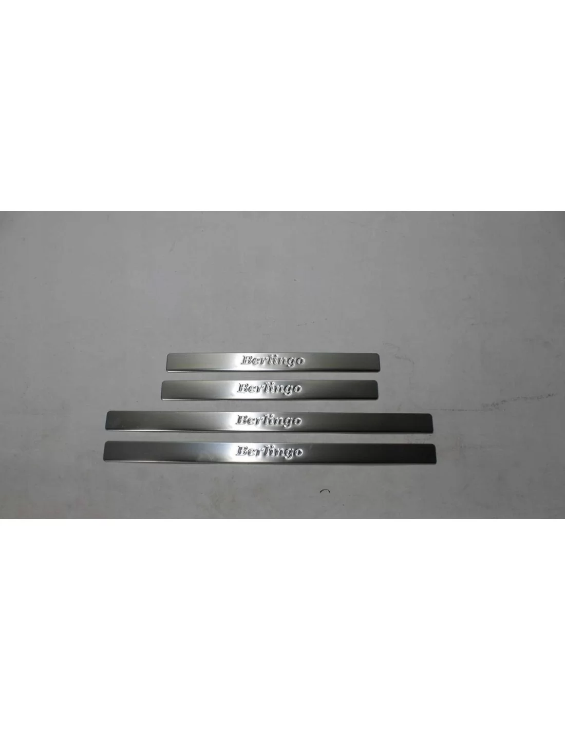  - Citroen - Drempels Citroën Berlingo 1996-2008 - 1 - Voeg duurzaamheid en stijl toe aan je Citroën Berlingo met deze drempels,
