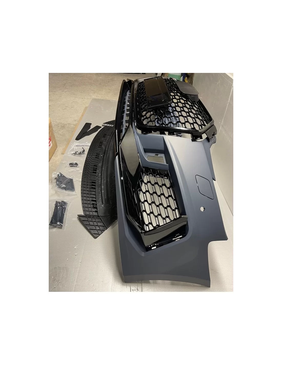 Paraurti Audi A4 B9 2016-2019 Paraurti in stile RS4 Quattro Home, Audi, Audi A4 2015-2019 (B9) Audi