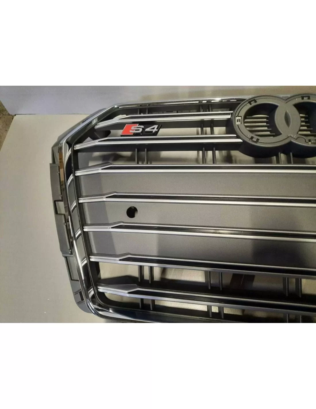 Audi A4 B9 2015-2019 kylargrill i S4 grå stil Hem, Audi, Audi A4 2015-2019 (B9) Audi