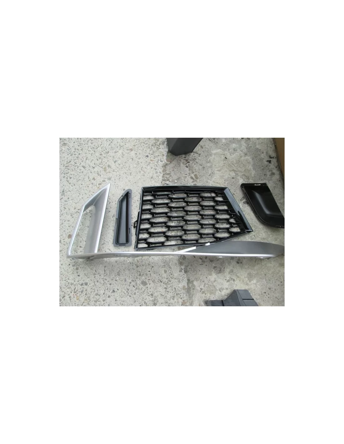  - Hem - Audi A3 2016-2020 stötfångare med grill i RS3 Black Quattro-stil - 4 - Köp Audi A3 2016-2020 Stötfångare med Grill i RS