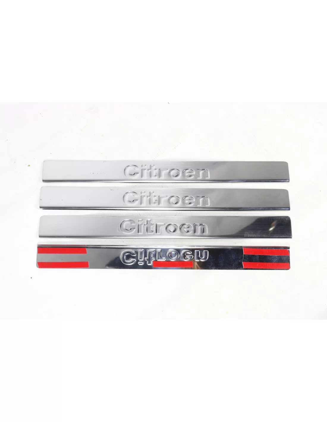  - Citroen - Tampas de limiar Citroen Berlingo 2008+ - 1 - Melhore a proteção da entrada no seu Citroën Berlingo com as tampas d